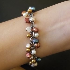 Colorful metallic pearls bracelet!